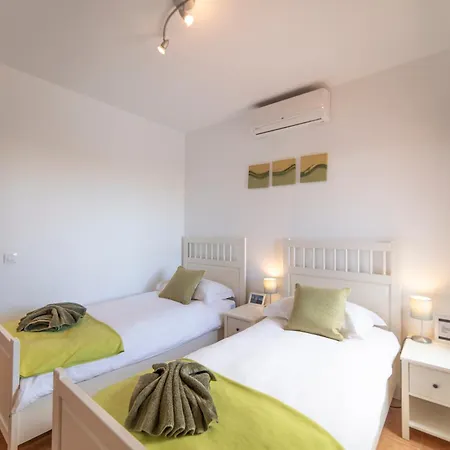 Maderita - Lovely 3 Bed In Playa Blanca (Lanzarote)